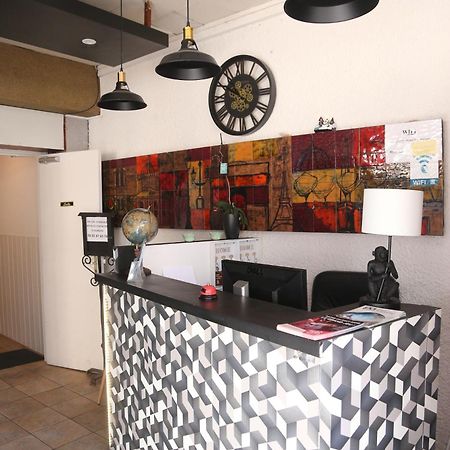 Hotel Restaurant Le Parisien لورد المظهر الخارجي الصورة